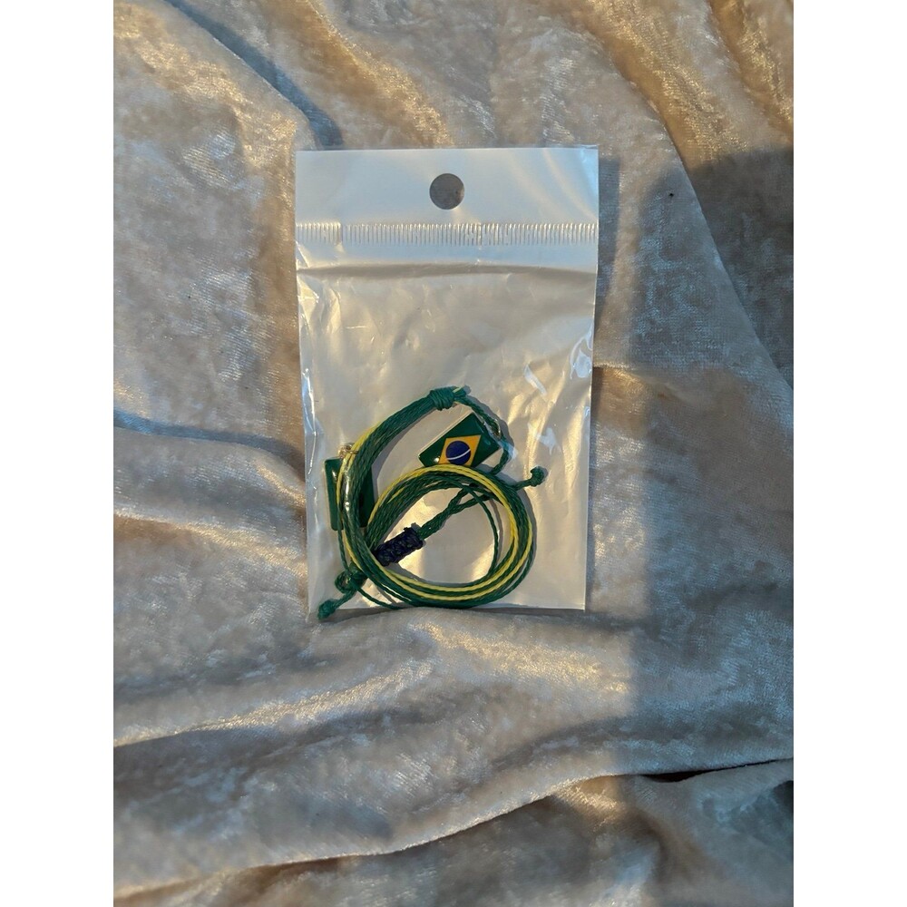 Byredo alto astral necklace